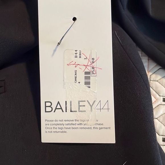 Bailey, 44 new with tags blazer, black with blue trim size large - Picture 7 of 10